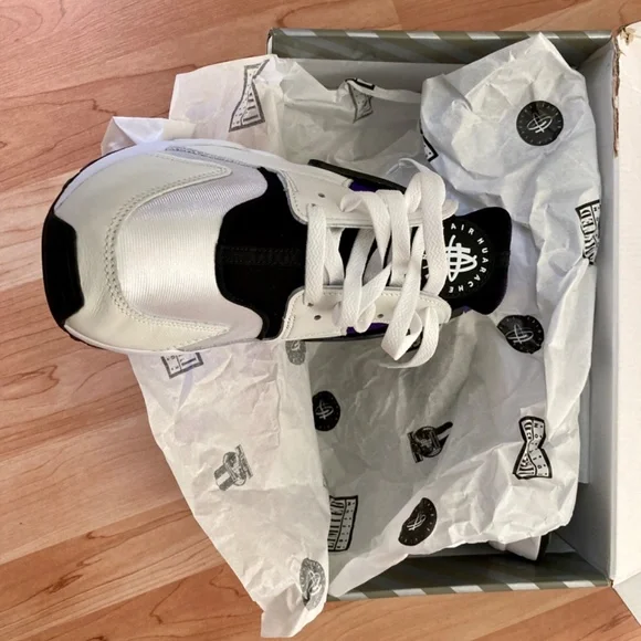 Nike Air Huarache - Picture 3 of 6